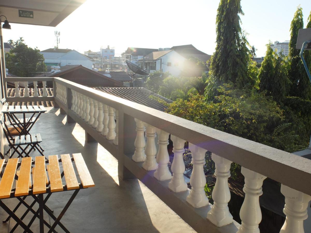 Sleep Guesthouse Csiangmaj Kültér fotó